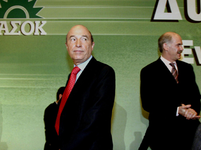 Μετωπική σύγκρουση Παπανδρέου – Σημίτη