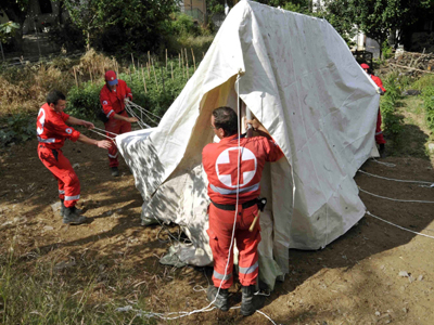 Συγκέντρωση ανθρωπιστικής βοήθειας για τους σεισμόπληκτους