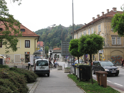 Σκότωσε τους γονείς του και έβαλε φωτιά στο σπίτι του