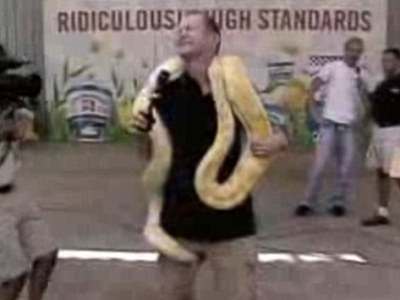 “Ένα φίδι στα μπατζάκια μου!”