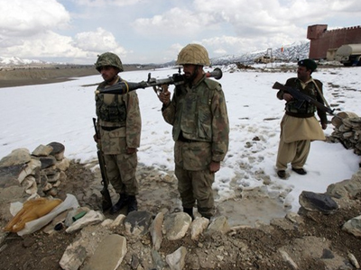 Νεκροί από κατολίσθηση χιονιού στο Πακιστάν