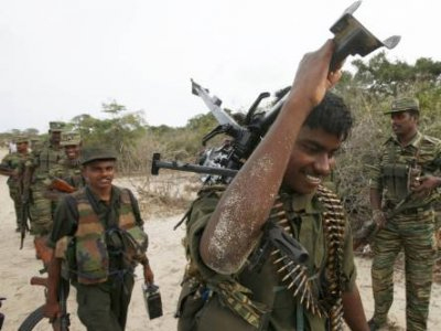 Συνεχείς οι εξελίξεις στην «εμπόλεμη» Σρι Λάνκα