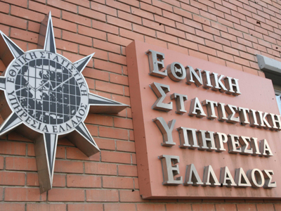 Μειώνεται το εμπορικό έλλειμμα της χώρας