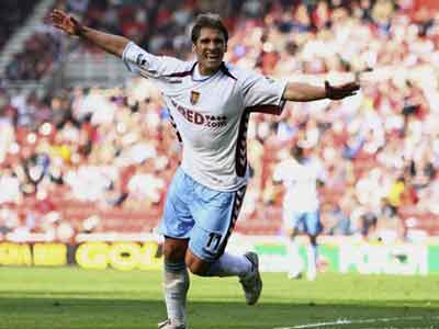 «Χωριάτης» μέχρι το 2013 ο Stiliyan Petrov