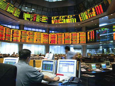 Χωρίς τέλος η συγκριτική πτώση στις διεθνείς αγορές.