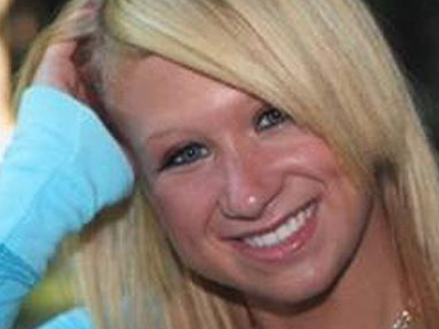 Αυτοκτόνησε μετά την κυκλοφορία γυμνών φωτογραφιών της σε κινητά