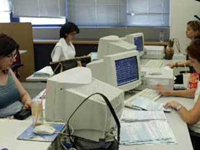 Εξομοίωση ορίων ηλικίας αντρών-γυναικών στο δημόσιο