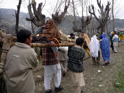 Ξεριζωμός αμάχων εξαιτίας των μαχών στην κοιλάδα Σουάτ