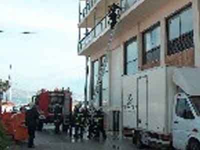 Συναγερμός στο Ρέντη από διαρροή αμμωνίας