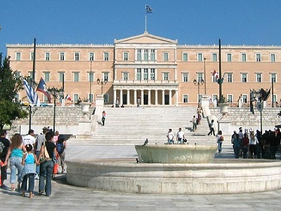 Η Πλατεία φόρεσε το ωραίο της χαμόγελο…