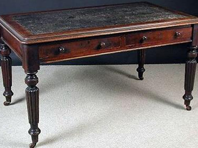 «Στο σφυρί» το γραφείο της Άγκαθα Κρίστι