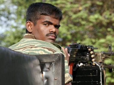 Επίθεση αυτοκτονίας με 17 νεκρούς στη Σρι Λάνκα