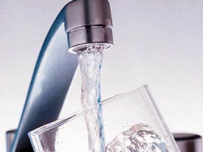 Επιχειρούν να αυξήσουν και το νερό