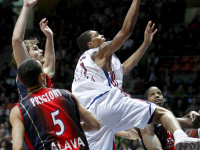 “Άλωσε” την έδρα της Ταού η Ρόμα