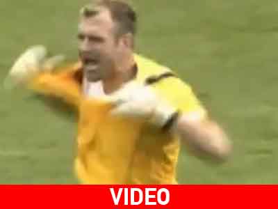 Έσκισε την φανέλα του ο πορτιέρο της Εintracht Frankfurt