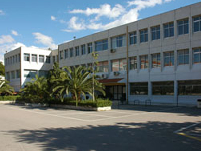 Κλειστό λόγω… ξυλοδαρμού