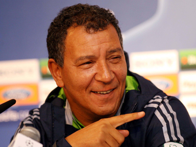 Τεν Κάτε: “Παίζουμε για τρεις βαθμούς”