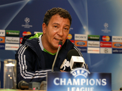 Τεν Κάτε: «Να βάλουμε ένα γκολ»