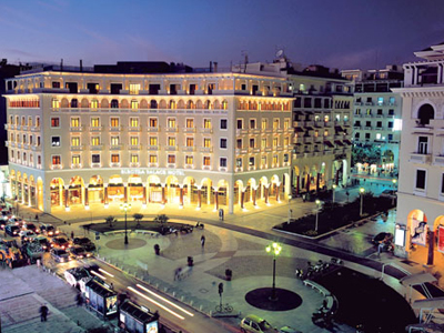 Διαμαρτυρία για απόλυση εργαζόμενης στη Θεσσαλονίκη