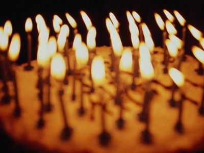 Σβήνοντας τα κεράκια… της καταθλιψης