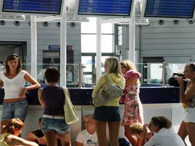 «Ψαλίδι» στα ταξίδια στο εξωτερικό για τους Ρώσους