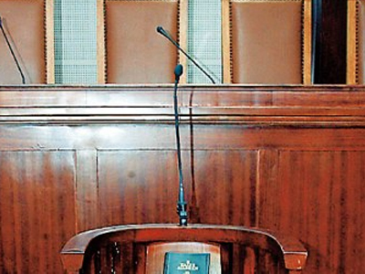 Δίκη για απόσυρση βιβλίου από σχολικές βιβλιοθήκες