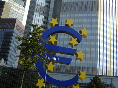 Μάχη στην Ευρώπη για να μη θιγούν οι καταθέσεις