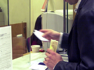 Βιομηχανία εξευτελισμού ανθρώπων