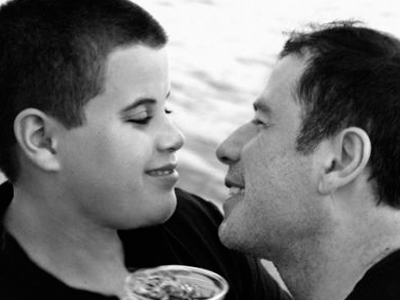 Απαγγέλθηκαν κατηγορίες για την υπόθεση εκβιασμού του Τραβόλτα