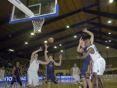 Επέστρεψε στις νίκες η Ολύμπια, 71-63 στα Τρίκαλα