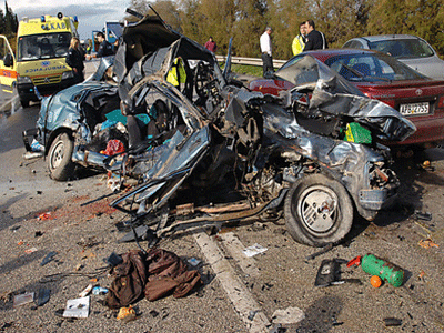 Τέσσερις νεκροί σε τροχαίο στην Αθηνών- Λαμίας