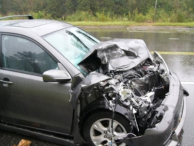 Επιχείρησαν να κλέψουν την τσάντα που βρισκόταν δίπλα στο νεκρό παιδί της