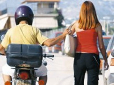 Σε έξαρση η δράση των τσαντάκηδων στη Χαλκίδα