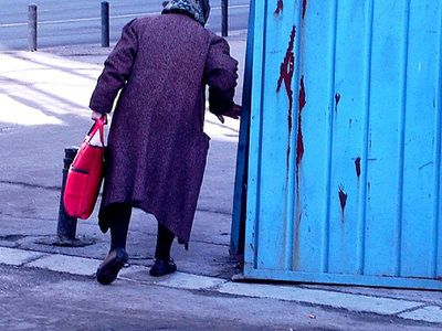 Χτύπησε 62χρονη για να της κλέψει 18 ευρώ!