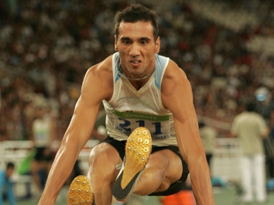 Πέταξε στα “Τσικλητήρεια” ο Τσάτουμας