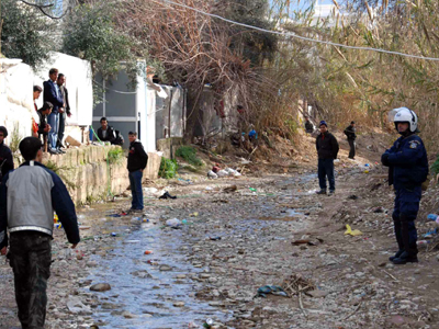 Ναρκωτικά και όπλα σε καταυλισμό τσιγγάνων