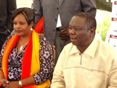 Νεκρή η γυναίκα του πρωθυπουργού της Ζιμπάμπουε σε τροχαίο