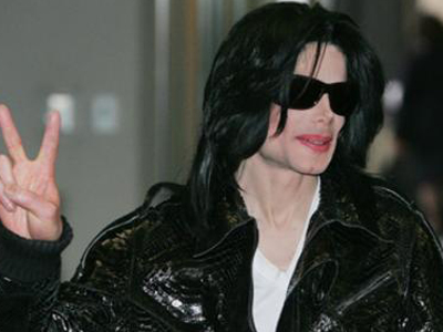 ”Τα βρήκαν” ένα βήμα πριν το δικαστήριο ο Μάικλ Τζάκσον με τον πρίγκιπα του Μπαχρέιν