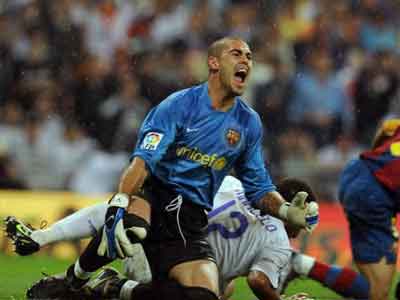 «Σφράγισε» το μέλλον του στη Barcelona ο Valdes