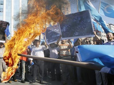 Ομαδικές διαδηλώσεις στην Τουρκία για τους Ουιγούρους