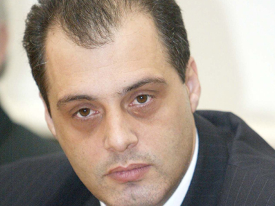 Επίθεση σε αυτοκίνητο βουλευτή