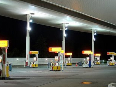 Ληστής χτύπησε υπάλληλο βενζινάδικου με τη λαβή όπλου