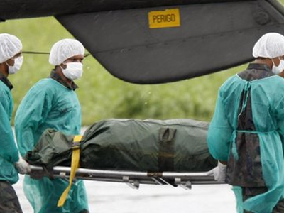 Οικογένεια θύματος ενισχύει τη νομική έρευνα στην Air France