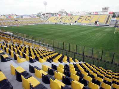 Επεισόδια έξω από το «Βικελίδης»