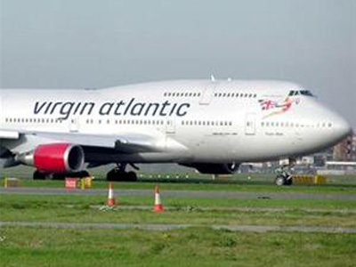 Αναγκαστική προσγείωση σε αεροδρόμιο της Μ. Βρετανίας