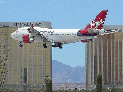 Τους απέλυσαν λόγω των σχολίων τους στο Facebook