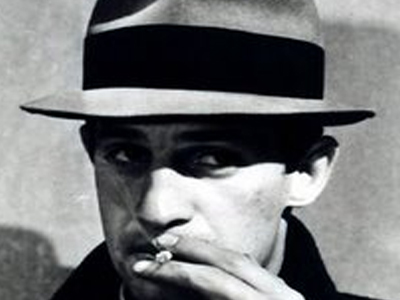 «Είσαι νούμερο…» και  «Είσαι χαφιές»