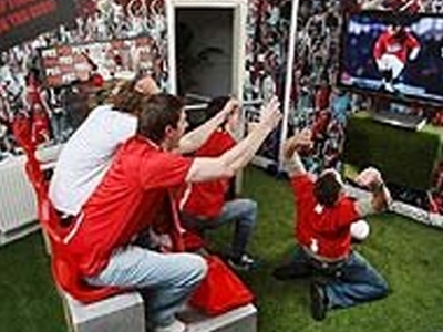 Έκανε το σαλόνι του… Γουέμπλεϊ