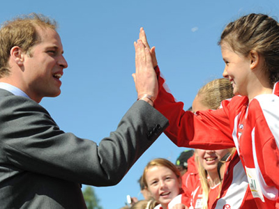 Στα χνάρια του Ομπάμα ο πρίγκιπας Γουίλιαμ