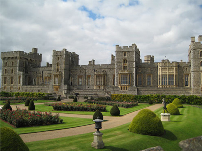 Έκαναν σεξ στον κήπο κάστρου της βασίλισσας Ελισάβετ